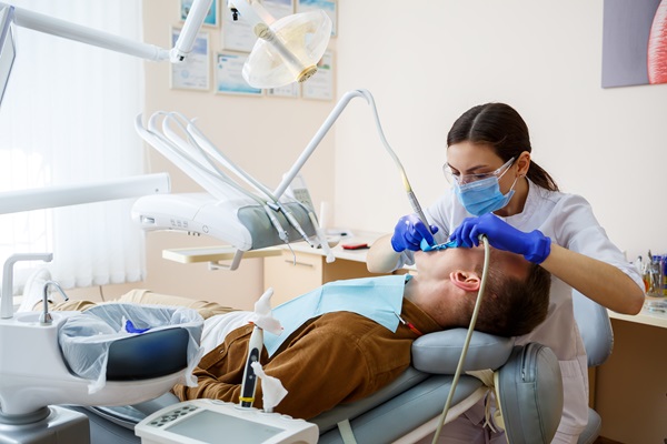 A Restorative Dentist Can Save Teeth