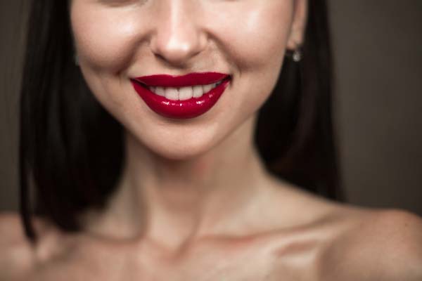 Smile Makeover Treatments For Gaps In Teeth